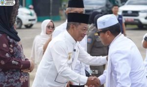 Bupati Heriyus Sambut Hangat Kepulangan Jemaah Haji Murung Raya