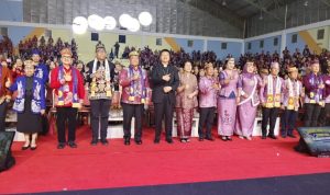 Ribuan Jemaat Semarakkan Pembukaan Sinode Umum XXV GKE di Murung Raya