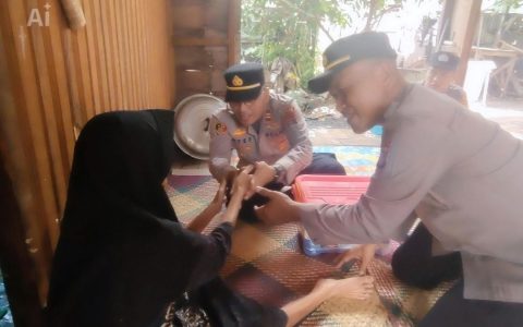 Tak Melihat Dunia, Lamsiah Tetap Merasakan Kepedulian Polisi