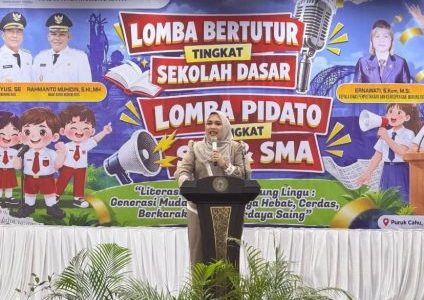 Dina Maulidah Dorong Anak Murung Raya Berani Tampil dan Gemar Membaca