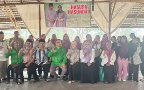 Dina Maulidah Pimpin Sidang Pleno Pembentukan DPC Perempuan Bangsa Kapuas